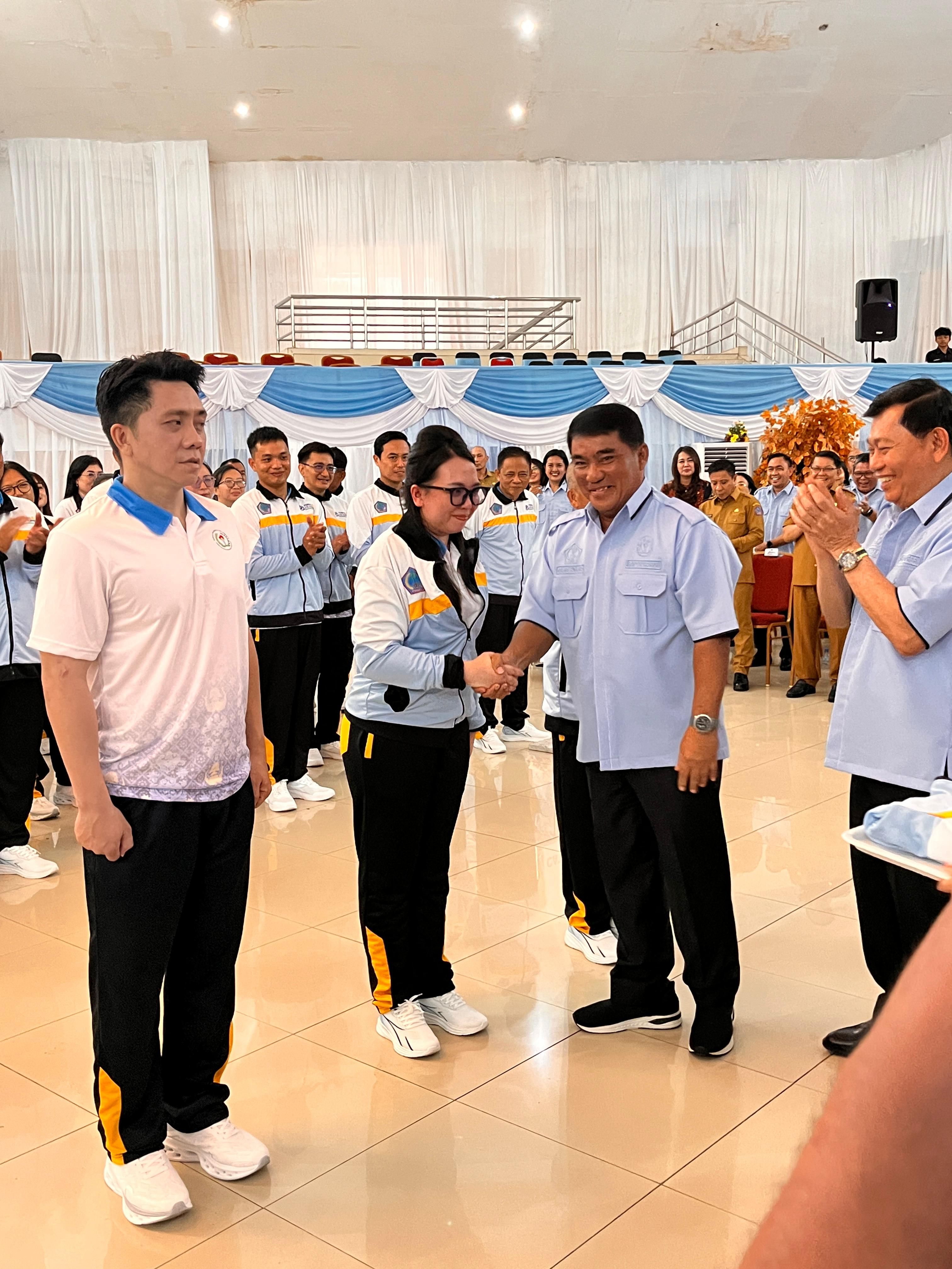 Siqish, jinsiy aloqa haqida demotivatorlar